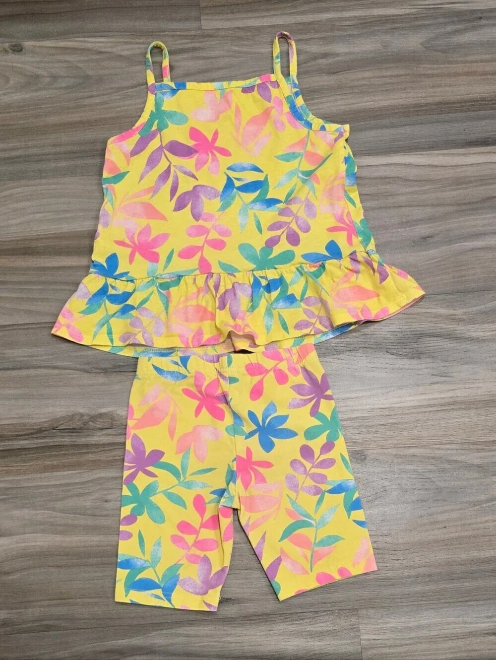 Carter’s Girls 2-Piece Yellow Tropical Leaf Print Set Size 6X Tank Top & Shorts